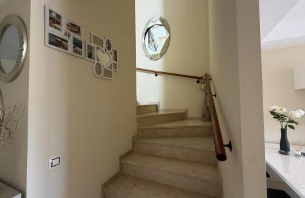 3 slaapkamer Penthouse te huur in Marbella met zwembad garage - € 3.600 (Ref: 9919245)