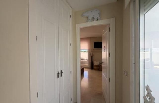 3 slaapkamer Penthouse te huur in Los Naranjos, Marbella met zwembad garage - € 3.600 (Ref: 9919245)