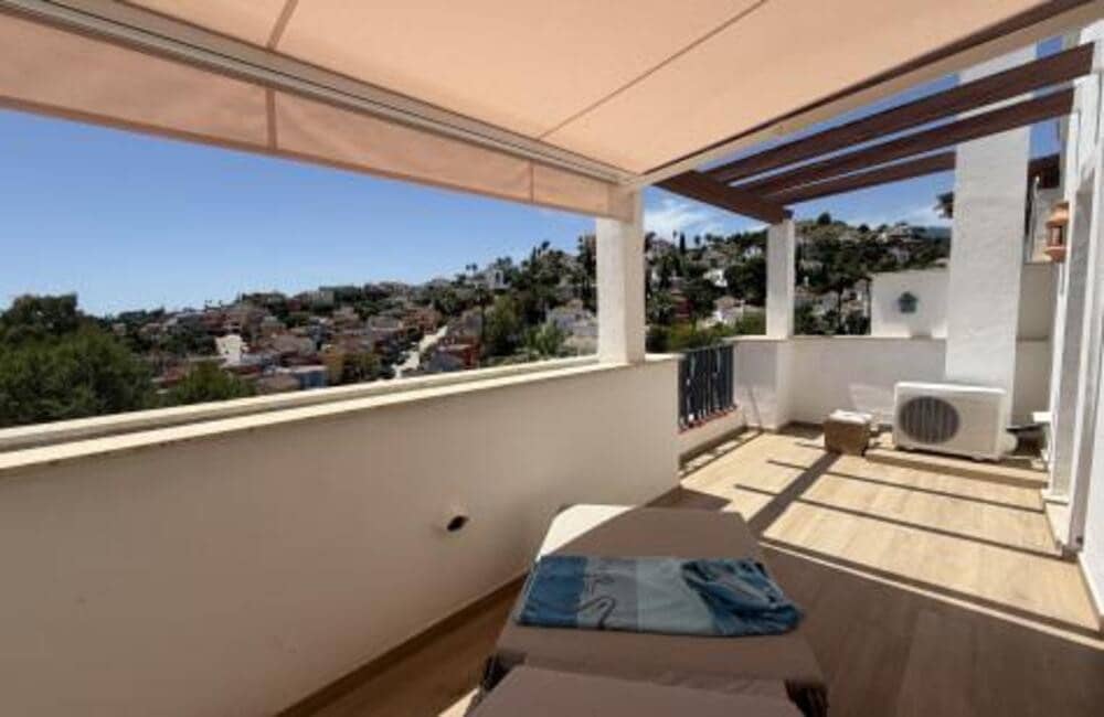 3 slaapkamer Penthouse te huur in Marbella met zwembad garage - € 3.600 (Ref: 9919245)