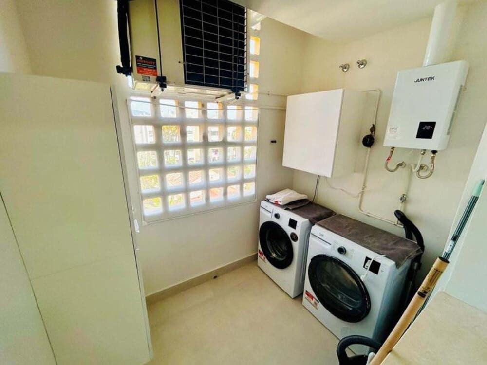 3 bedroom Apartment for rent in San Pedro de Alcantara with pool garage - € 3,600 (Ref: 9921618)