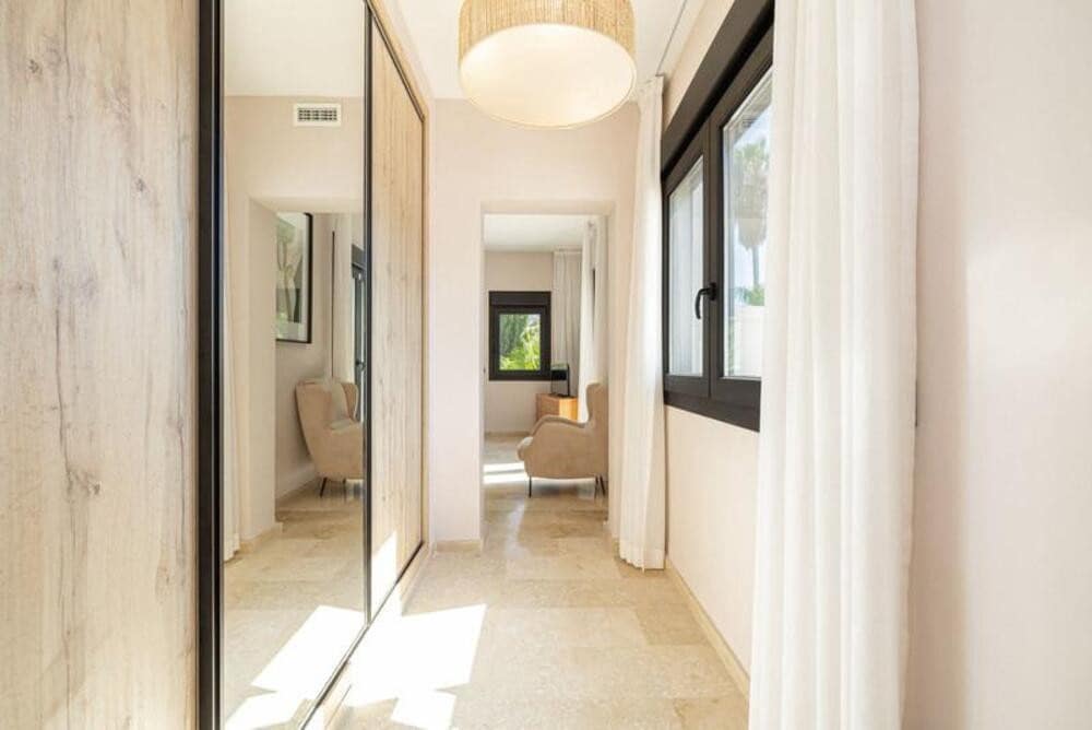 5 soveværelse Villa til salg i Benahavis med swimmingpool garage - € 1.998.000 (Ref: 9921619)