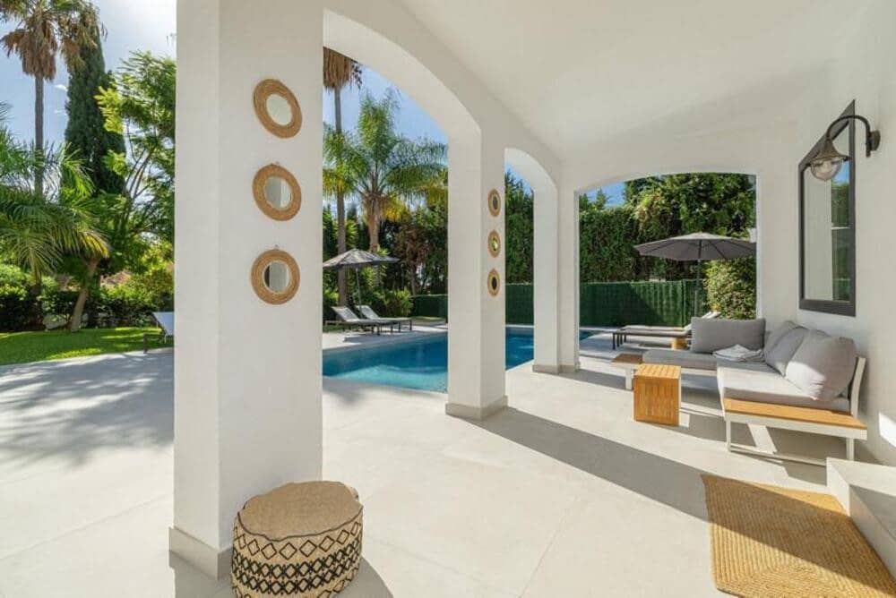 5 soveværelse Villa til salg i Benahavis med swimmingpool garage - € 1.998.000 (Ref: 9921619)
