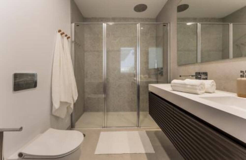 3 quarto Apartamento para arrendar em Marbella com piscina garagem - 5 000 € (Ref: 9923151)
