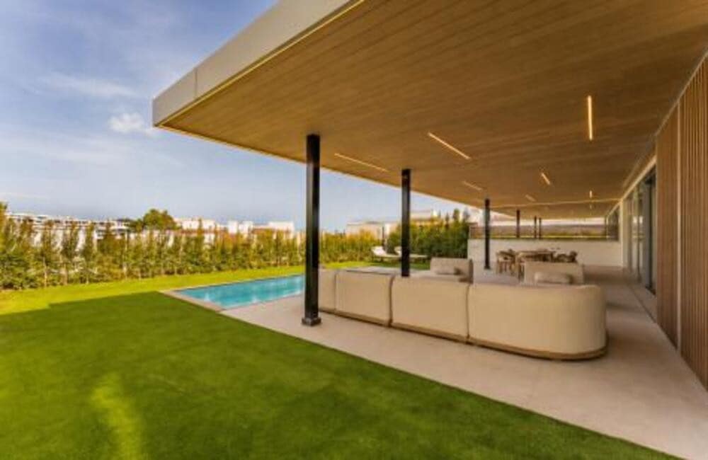 3 quarto Apartamento para arrendar em Marbella com piscina garagem - 5 000 € (Ref: 9923151)