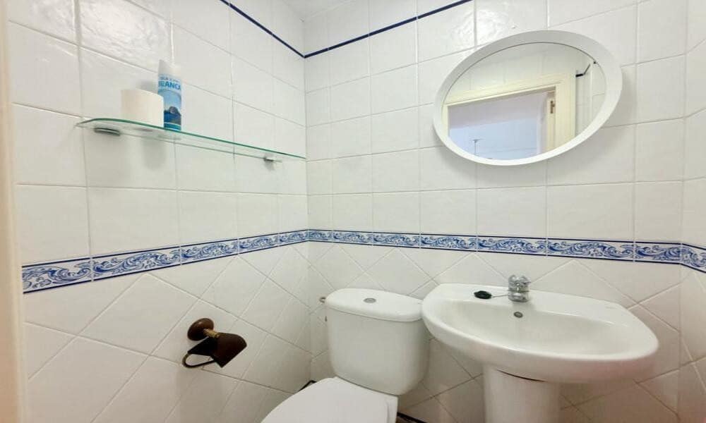 3 soveværelse Lejlighed til leje i Marbella med swimmingpool garage - € 2.500 (Ref: 9923152)