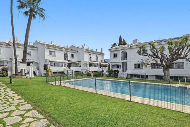 4 camera da letto Casa in vendita in Nueva Andalucía Centro, Marbella con piscina garage - 625.000 € (Rif: 9928650)