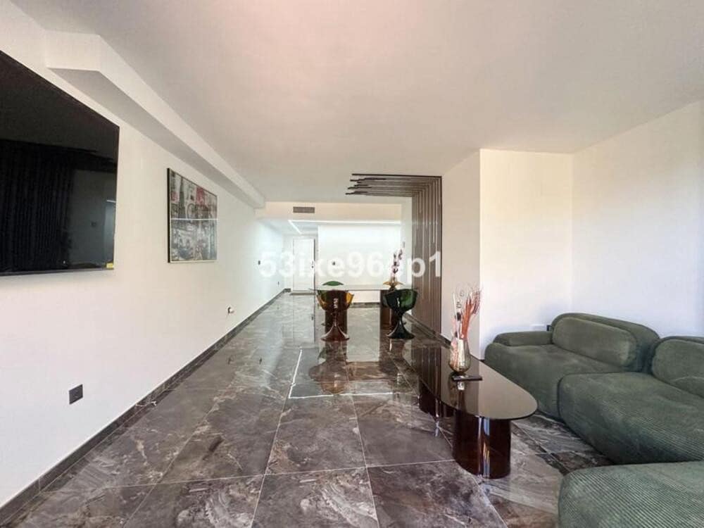 3 makuuhuone Huoneisto vuokrattavana paikassa Marbella mukana uima-altaan 
autotalli - 2 850 € (Ref: 9932715)