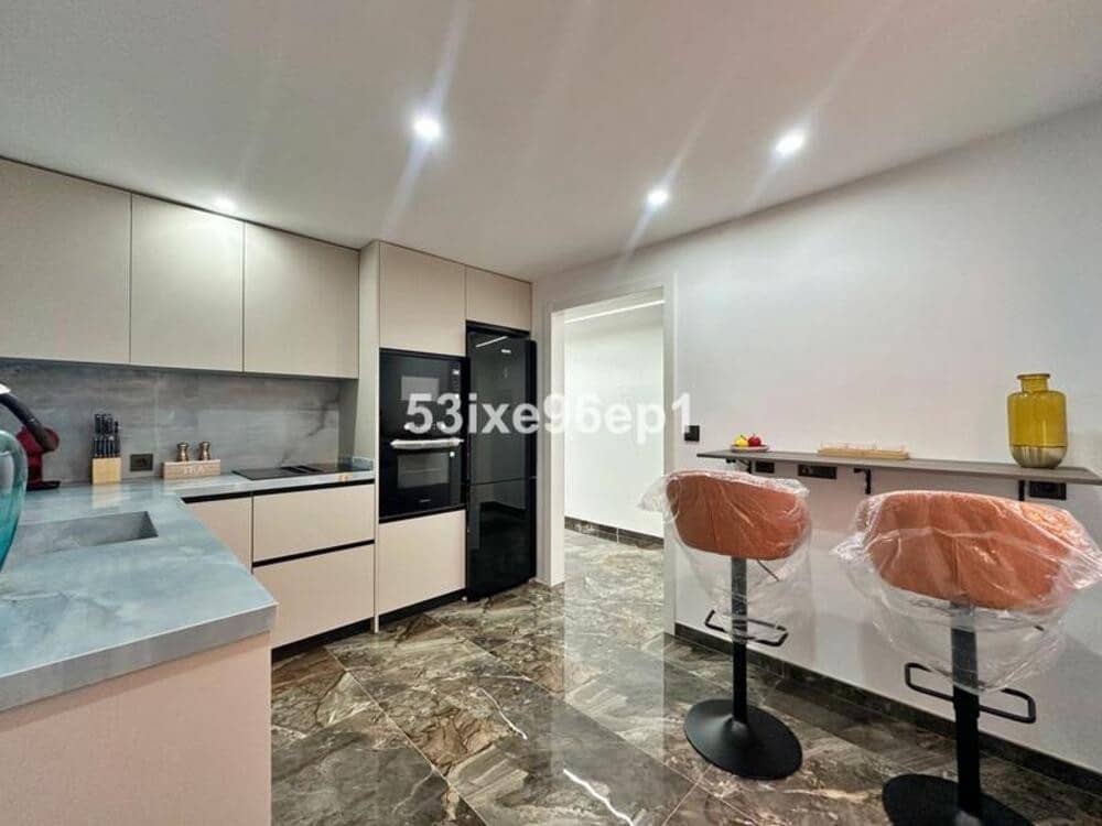 3 makuuhuone Huoneisto vuokrattavana paikassa Marbella mukana uima-altaan 
autotalli - 2 850 € (Ref: 9932715)