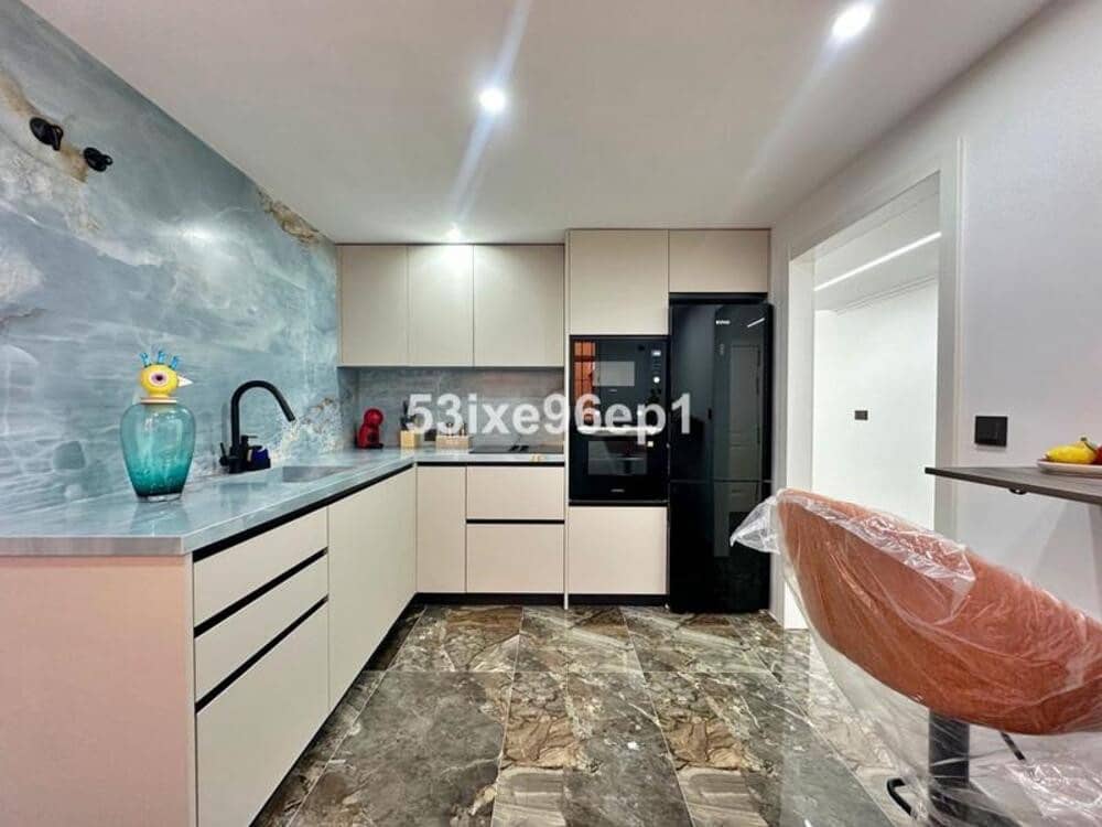 3 makuuhuone Huoneisto vuokrattavana paikassa Marbella mukana uima-altaan 
autotalli - 2 850 € (Ref: 9932715)