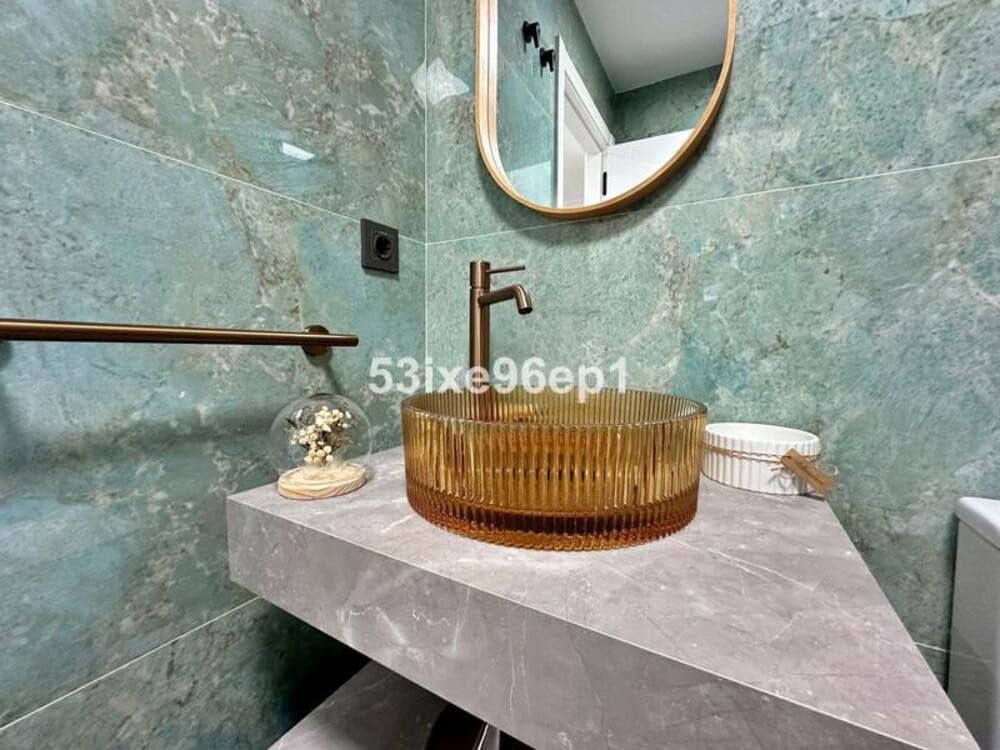 3 makuuhuone Huoneisto vuokrattavana paikassa Marbella mukana uima-altaan 
autotalli - 2 850 € (Ref: 9932715)