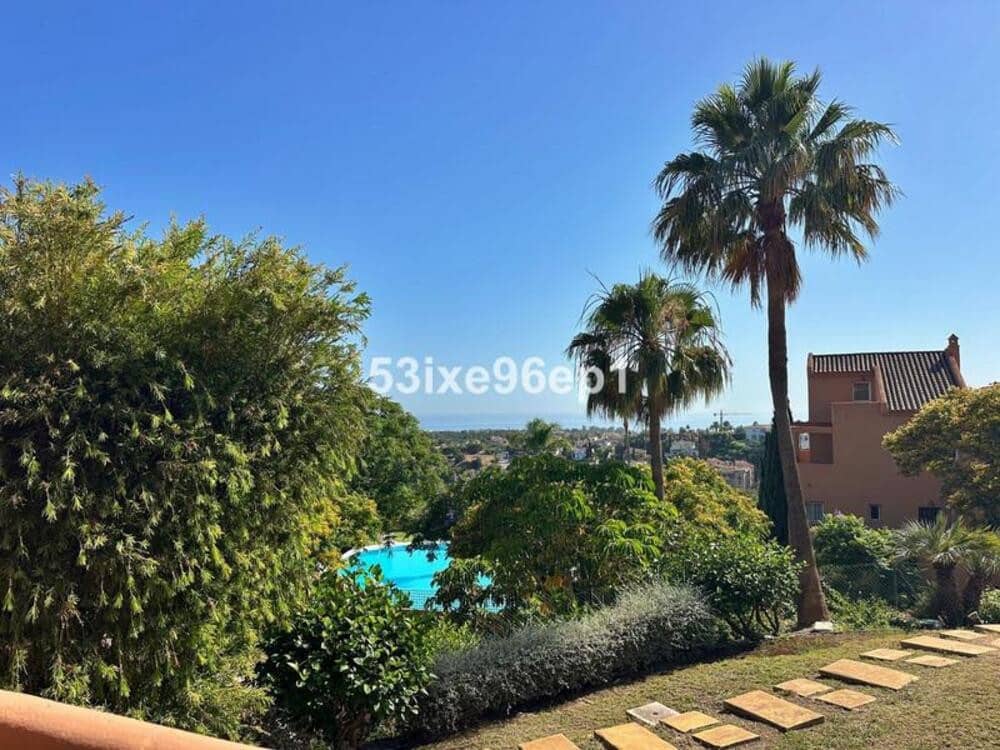 3 makuuhuone Huoneisto vuokrattavana paikassa Marbella mukana uima-altaan 
autotalli - 2 850 € (Ref: 9932715)