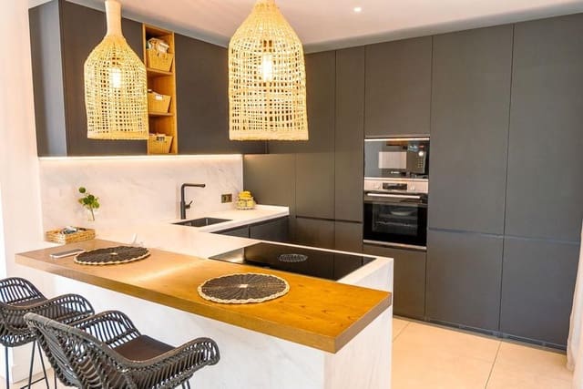 4 camera da letto Villa da affittare in Paraiso - Barronal, Estepona con piscina garage - 9.000 € (Rif: 9932718)