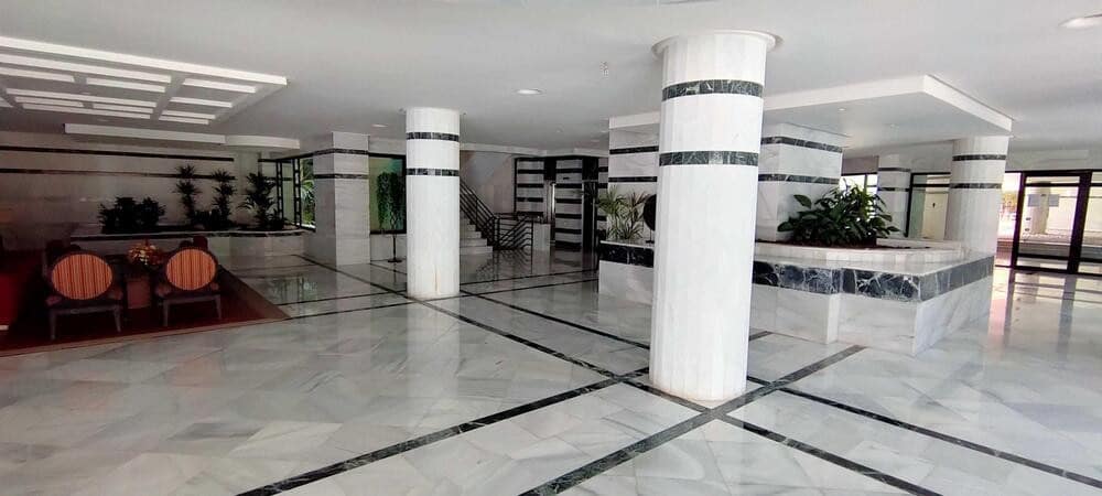 3 quarto Apartamento para arrendamento para férias em Marbella com piscina Garagem - 5 000 € (Ref: 9932719)
