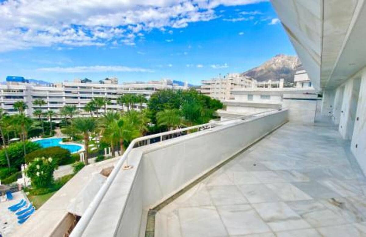 3 quarto Apartamento para arrendamento para férias em Marbella com piscina Garagem - 5 000 € (Ref: 9932719)