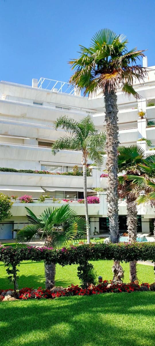 3 quarto Apartamento para arrendamento para férias em Marbella com piscina Garagem - 5 000 € (Ref: 9932719)