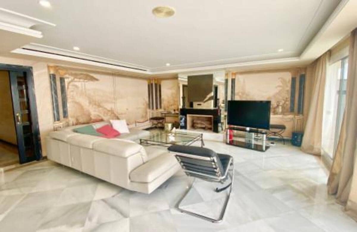 3 quarto Apartamento para arrendamento para férias em Marbella com piscina Garagem - 5 000 € (Ref: 9932719)