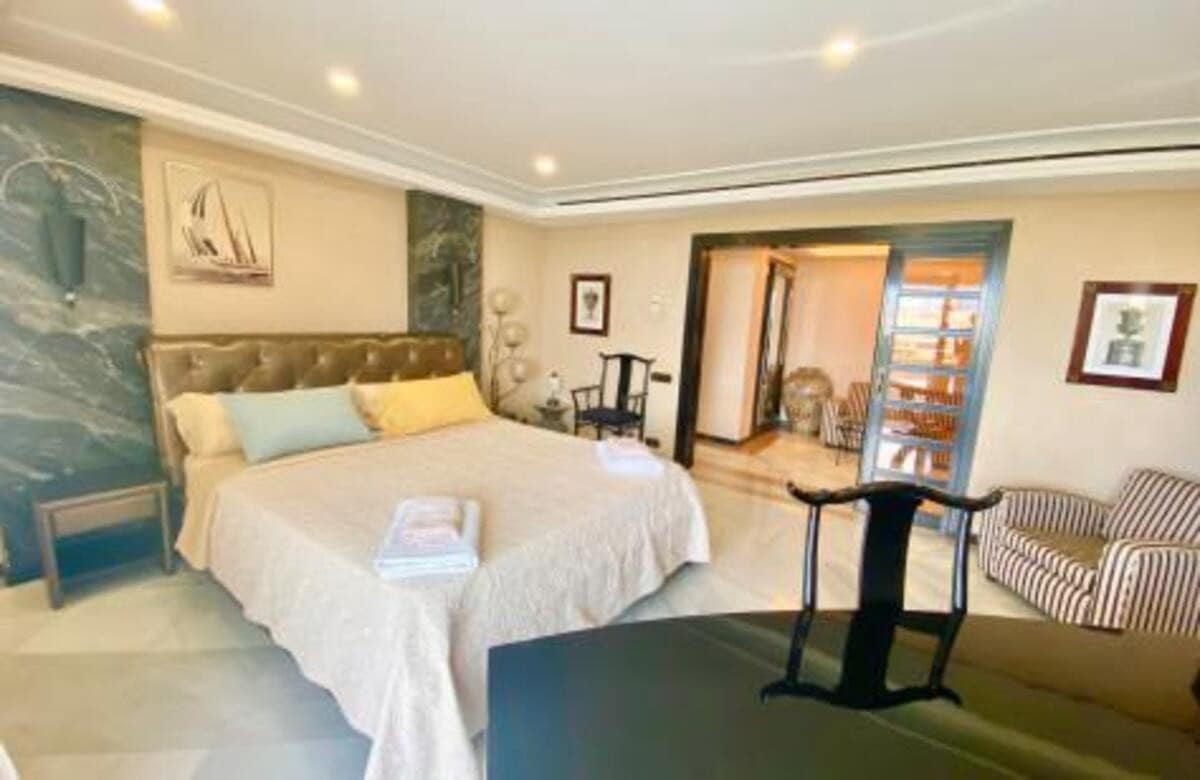 3 quarto Apartamento para arrendamento para férias em Marbella com piscina Garagem - 5 000 € (Ref: 9932719)