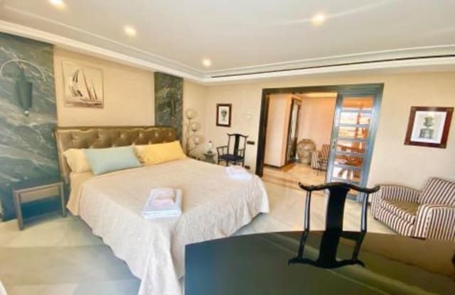 Apartamento de 3 habitaciones en Playa de Fontanilla, Marbella en alquiler vacacional con piscina garaje - 5.000 € (Ref: 9932719)