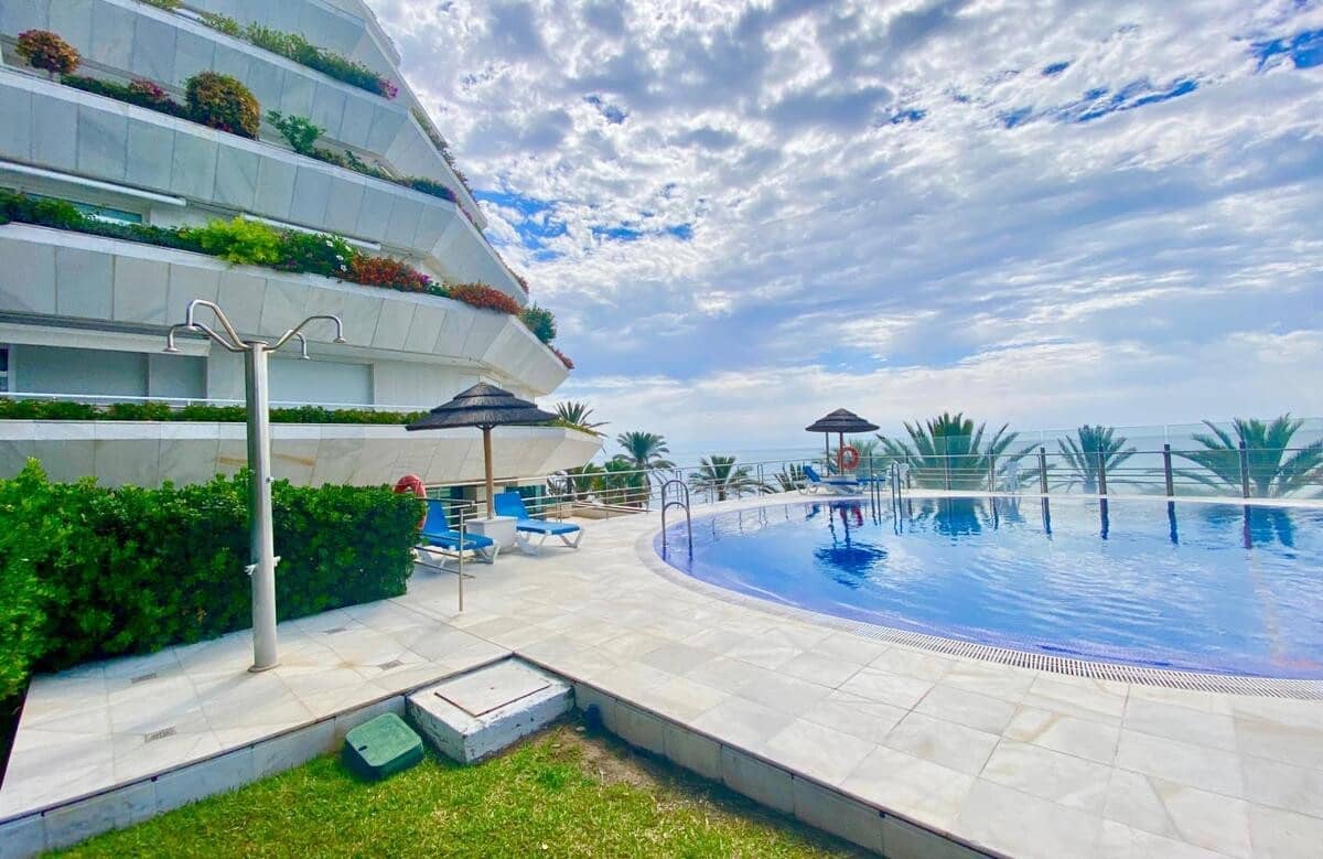 3 quarto Apartamento para arrendamento para férias em Marbella com piscina Garagem - 5 000 € (Ref: 9932719)