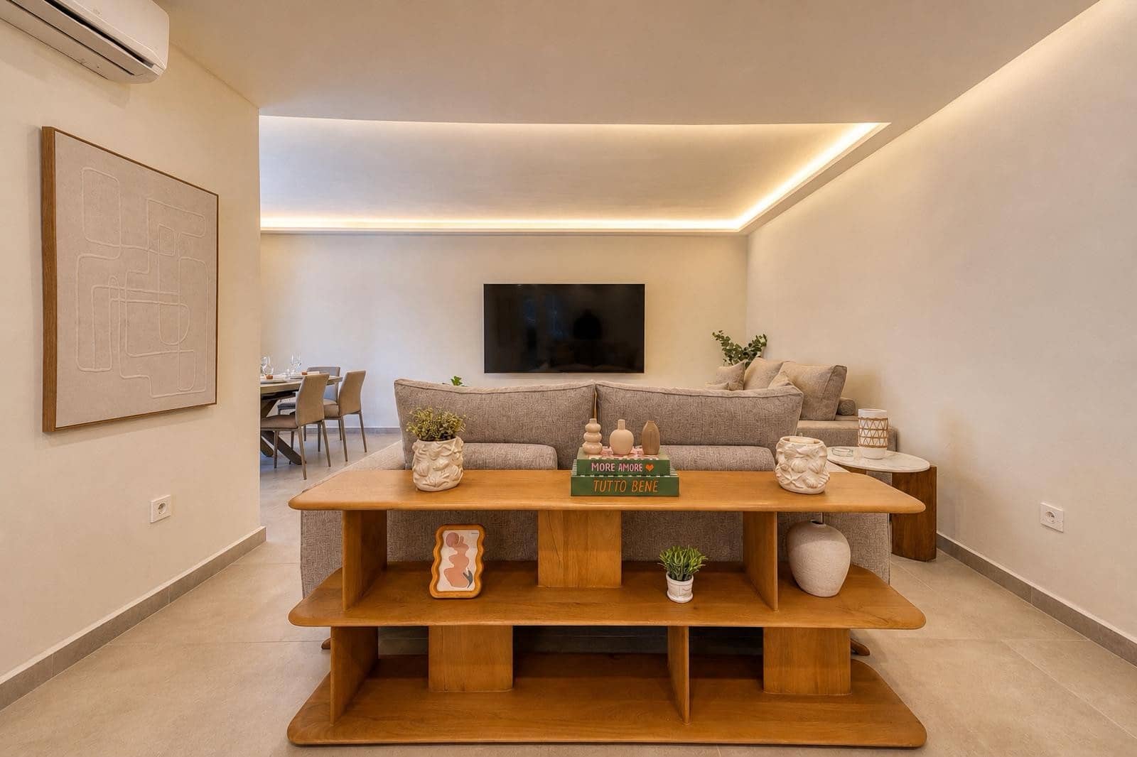 4 bedroom Apartment for rent in Nueva Andalucia with pool garage - € 5,000 (Ref: 9932720)
