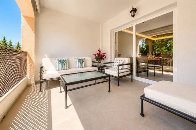 4 makuuhuone Huoneisto vuokrattavana paikassa Nueva Andalucía Centro, Marbella mukana uima-altaan 
autotalli - 5 000 € (Ref: 9932720)