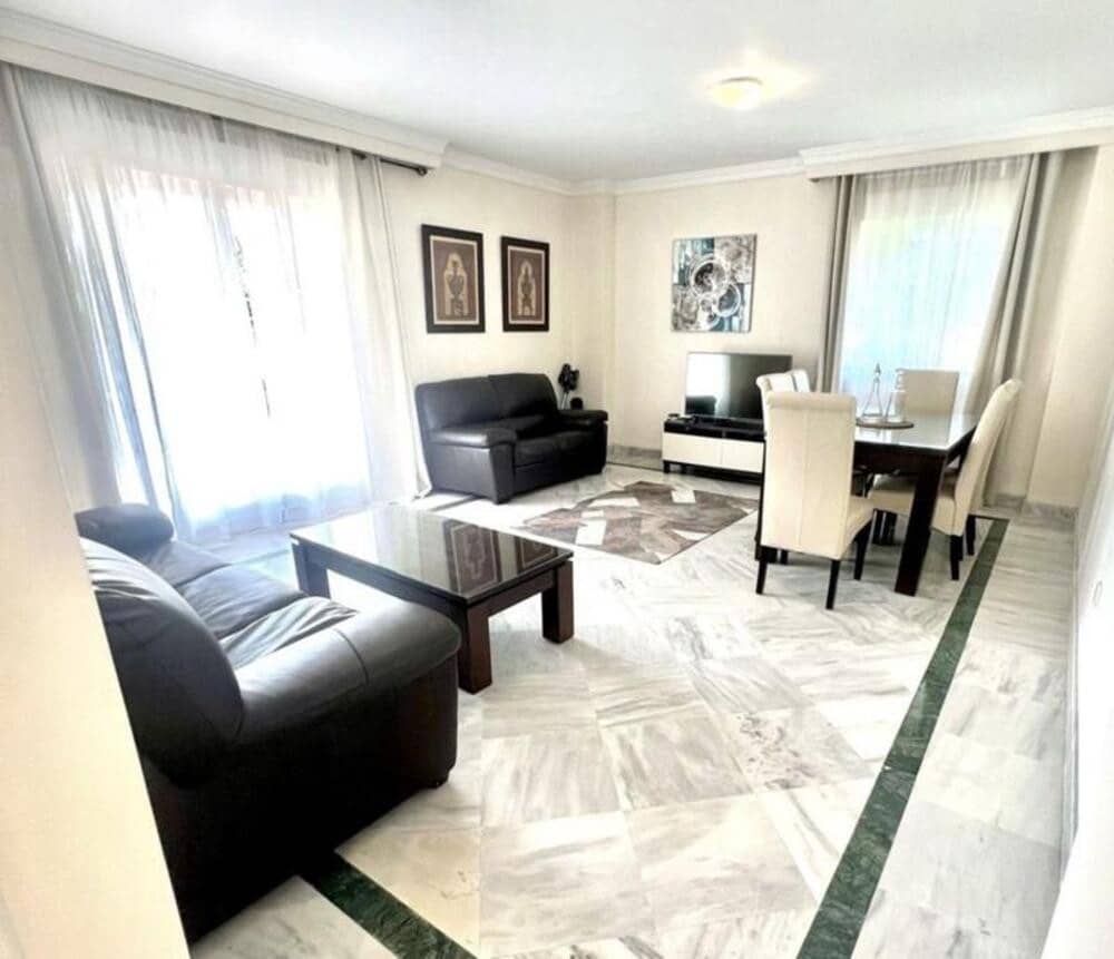 2 bedroom Apartment for rent in Marbella with pool garage - € 2,100 (Ref: 9935438)