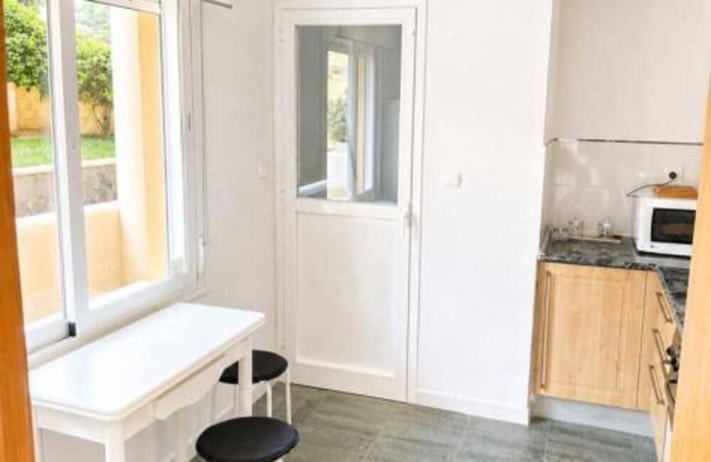 2 bedroom Apartment for rent in Marbella with pool garage - € 1,750 (Ref: 9939287)