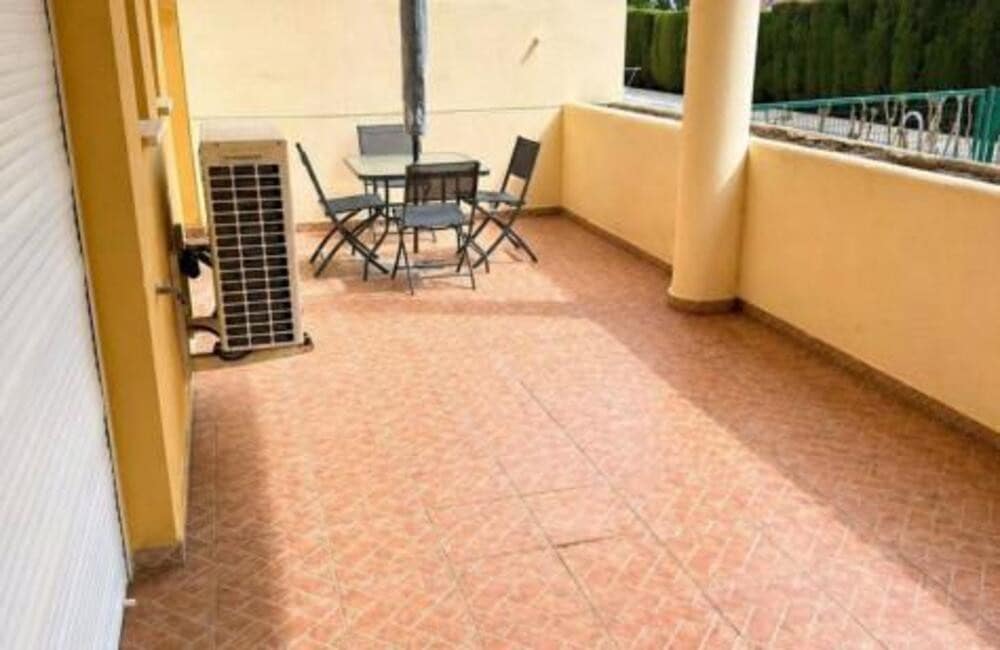 2 bedroom Apartment for rent in Marbella with pool garage - € 1,750 (Ref: 9939287)