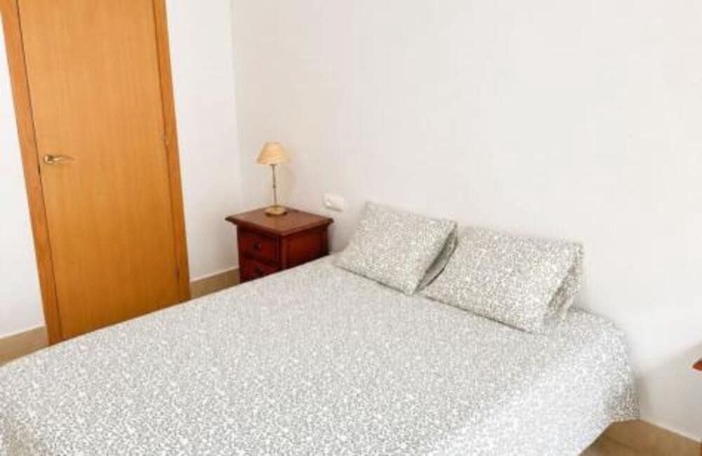 2 bedroom Apartment for rent in Marbella with pool garage - € 1,750 (Ref: 9939287)
