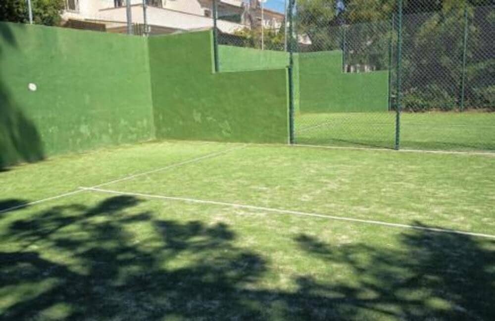 2 bedroom Apartment for rent in Marbella with pool garage - € 1,750 (Ref: 9939287)