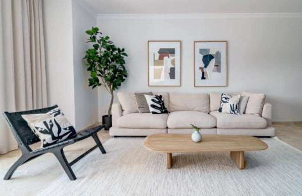 3 bedroom Apartment for rent in Nueva Andalucia with pool garage - € 3,800 (Ref: 9941656)