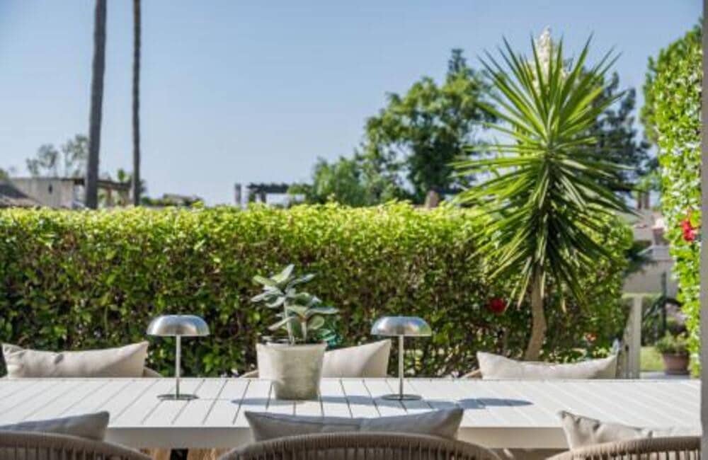 3 bedroom Apartment for rent in Nueva Andalucia with pool garage - € 3,800 (Ref: 9941656)
