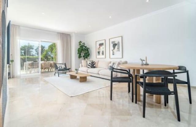 3 quarto Apartamento para arrendar em Nueva Andalucía Centro, Marbella com piscina garagem - 3 800 € (Ref: 9941656)