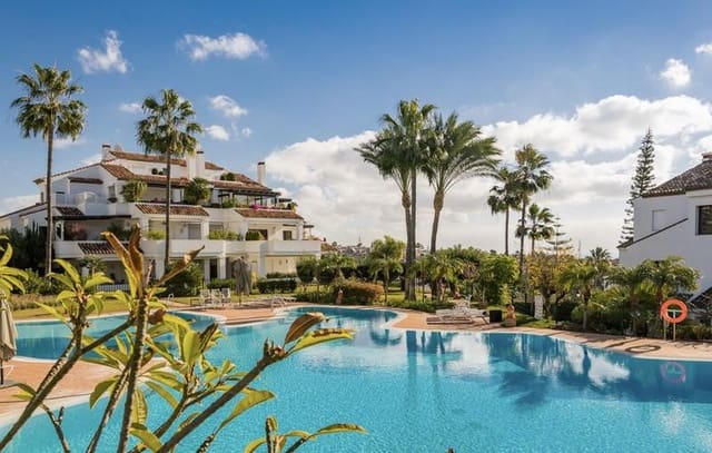2 sypialnia Apartament do wynajęcia w Sierra Blanca, Marbella z basenem garażem - 4 000 € (Ref: 9945025)
