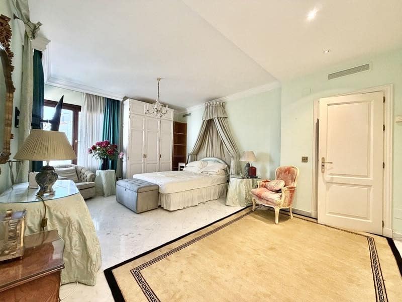 2 sypialnia Apartament do wynajęcia w Marbella z basenem garażem - 4 000 € (Ref: 9945025)