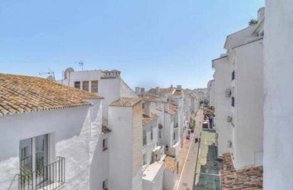 2 sypialnia Apartament na sprzedaż w Puerto Banus - 699 000 € (Ref: 9945026)