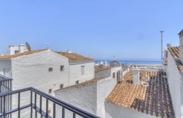 2 quarto Apartamento para arrendar em Puerto Banus, Marbella - 5 000 € (Ref: 9945027)