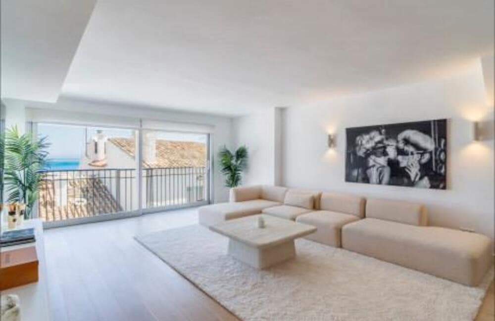 2 quarto Apartamento para arrendar em Puerto Banus - 5 000 € (Ref: 9945027)