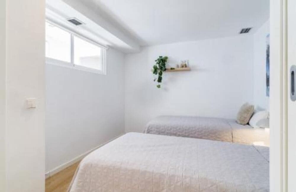 2 quarto Apartamento para arrendar em Puerto Banus - 5 000 € (Ref: 9945027)