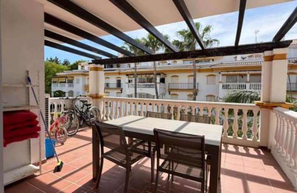2 soveværelse Lejlighed til salg i Marbella med swimmingpool garage - € 380.000 (Ref: 9945028)