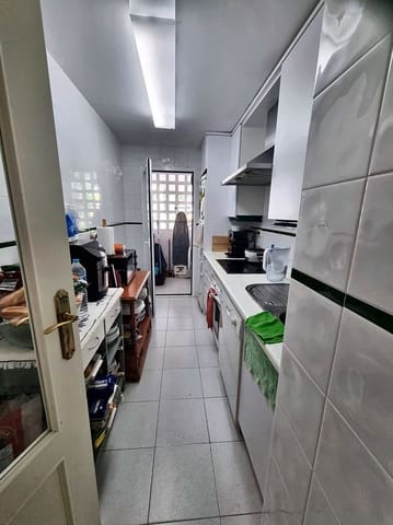 2 Zimmer Apartment zu verkaufen in La Dama de Noche - La Alzambra, Marbella mit Pool Garage - 400.000 € (Ref: 9945028)