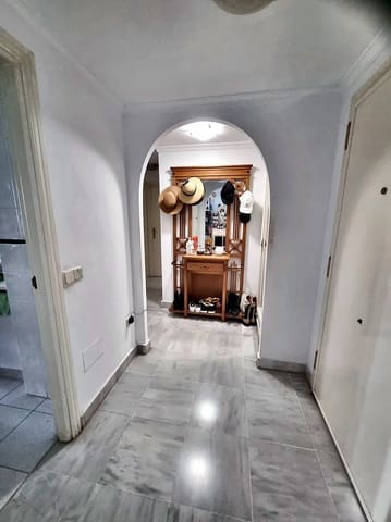 2 Zimmer Apartment zu verkaufen in La Dama de Noche - La Alzambra, Marbella mit Pool Garage - 400.000 € (Ref: 9945028)