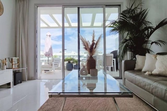 2 soverom Penthouse til leie i Bel-Air, Estepona med svømmebasseng garasje - € 2 800 (Ref: 9950909)
