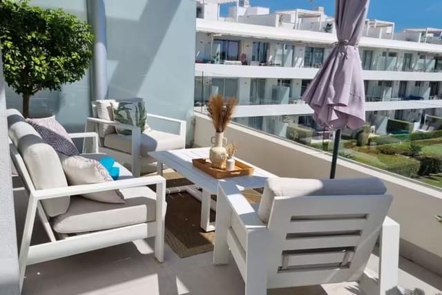 2 sovrum Takvåning att hyra i Bel-Air, Estepona med pool garage - 2 800 € (Ref: 9950909)