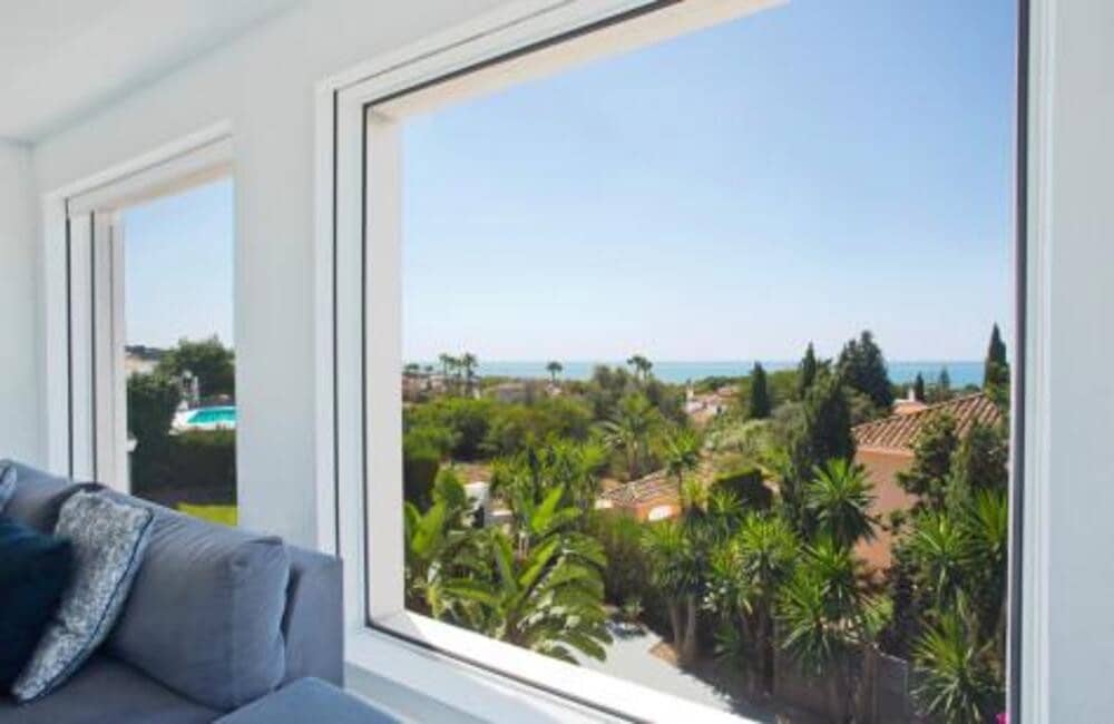 6 bedroom Villa for rent in Marbella with pool garage - € 15,000 (Ref: 9956703)