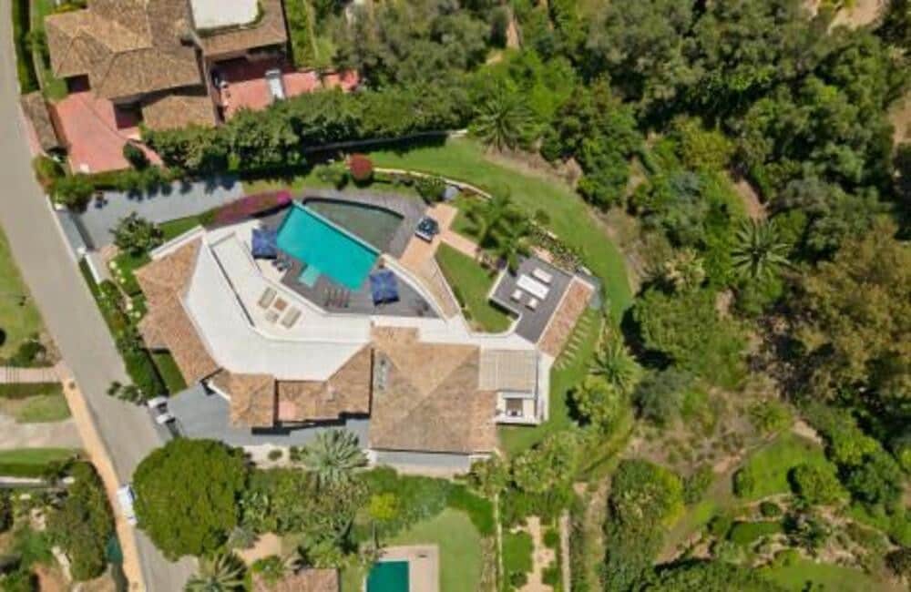 6 bedroom Villa for rent in Marbella with pool garage - € 15,000 (Ref: 9956703)