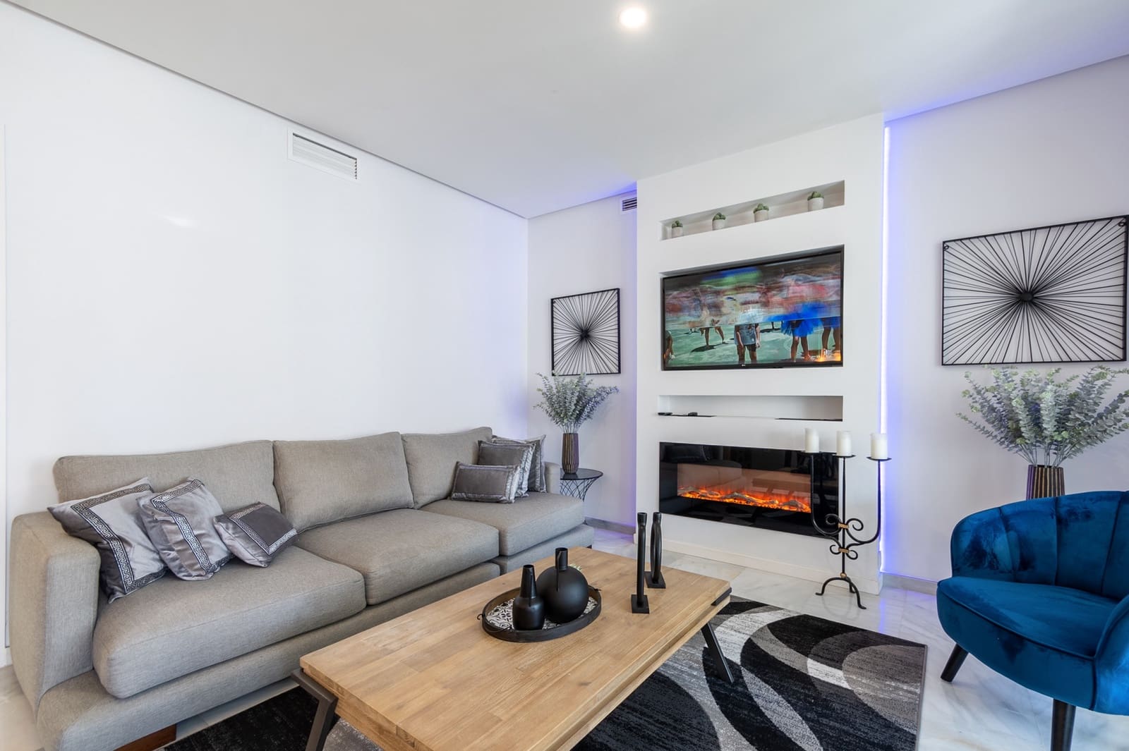 2 soveværelse Lejlighed til leje i Marbella med swimmingpool garage - € 2.300 (Ref: 9959026)