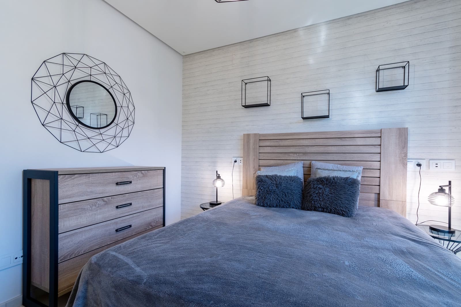 2 soveværelse Lejlighed til leje i Marbella med swimmingpool garage - € 2.300 (Ref: 9959026)