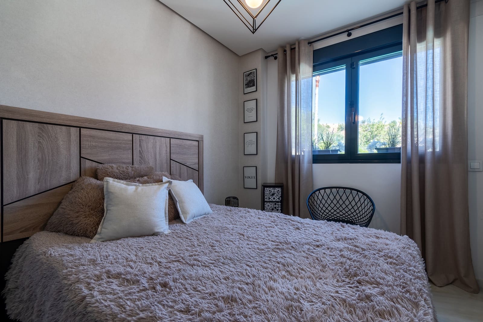 2 soveværelse Lejlighed til leje i Marbella med swimmingpool garage - € 2.300 (Ref: 9959026)