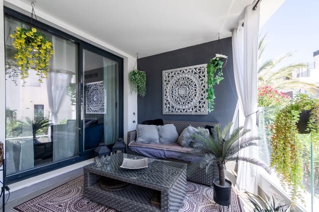 2 bedroom Apartment for rent in Torrecilla - La Cañada, Marbella with pool garage - € 2,300 (Ref: 9959026)